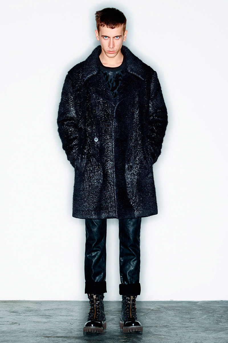 mcqueen-men-paris-verao2014-25