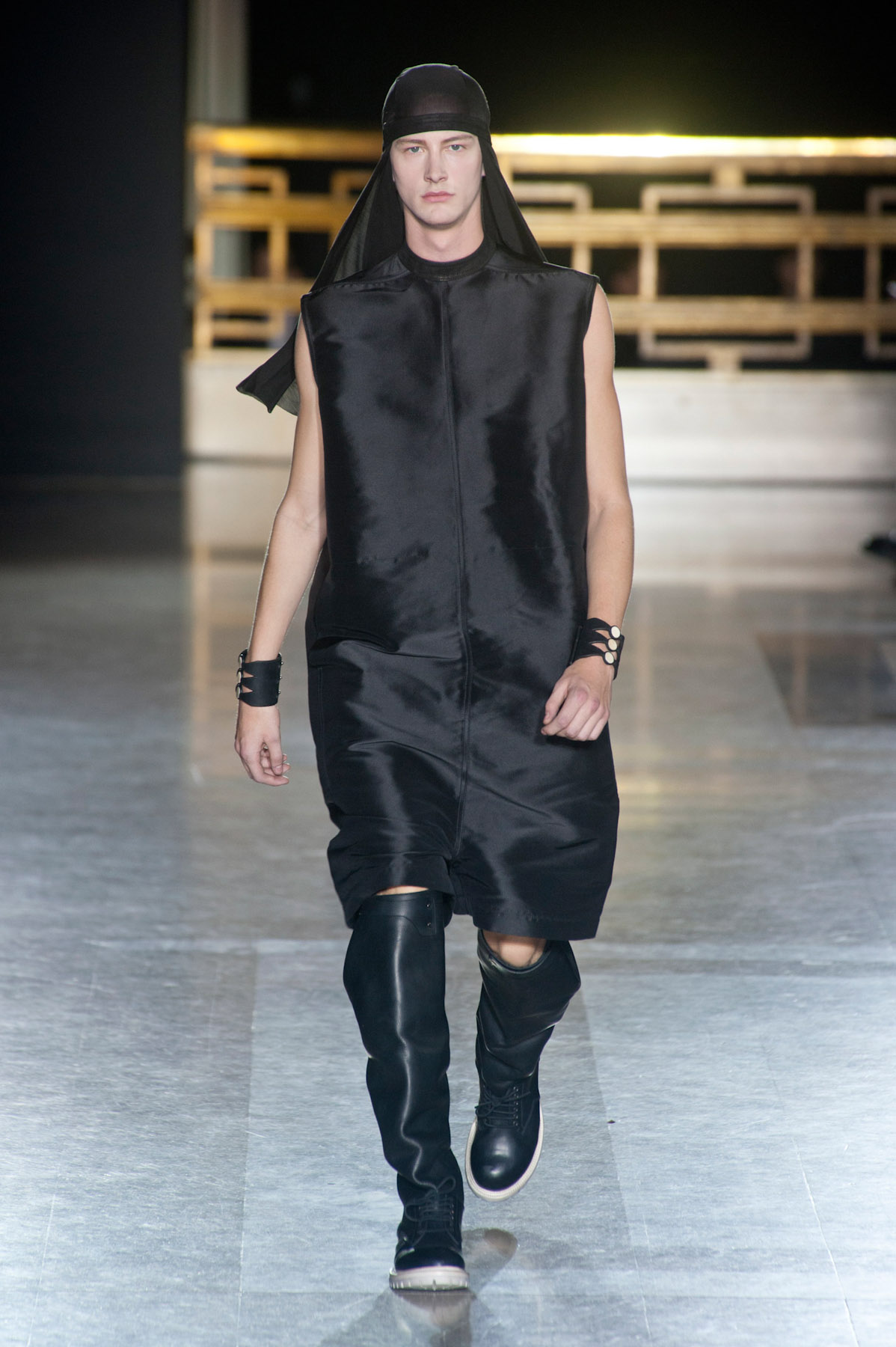 owens-MEN-paris-inv2014-14