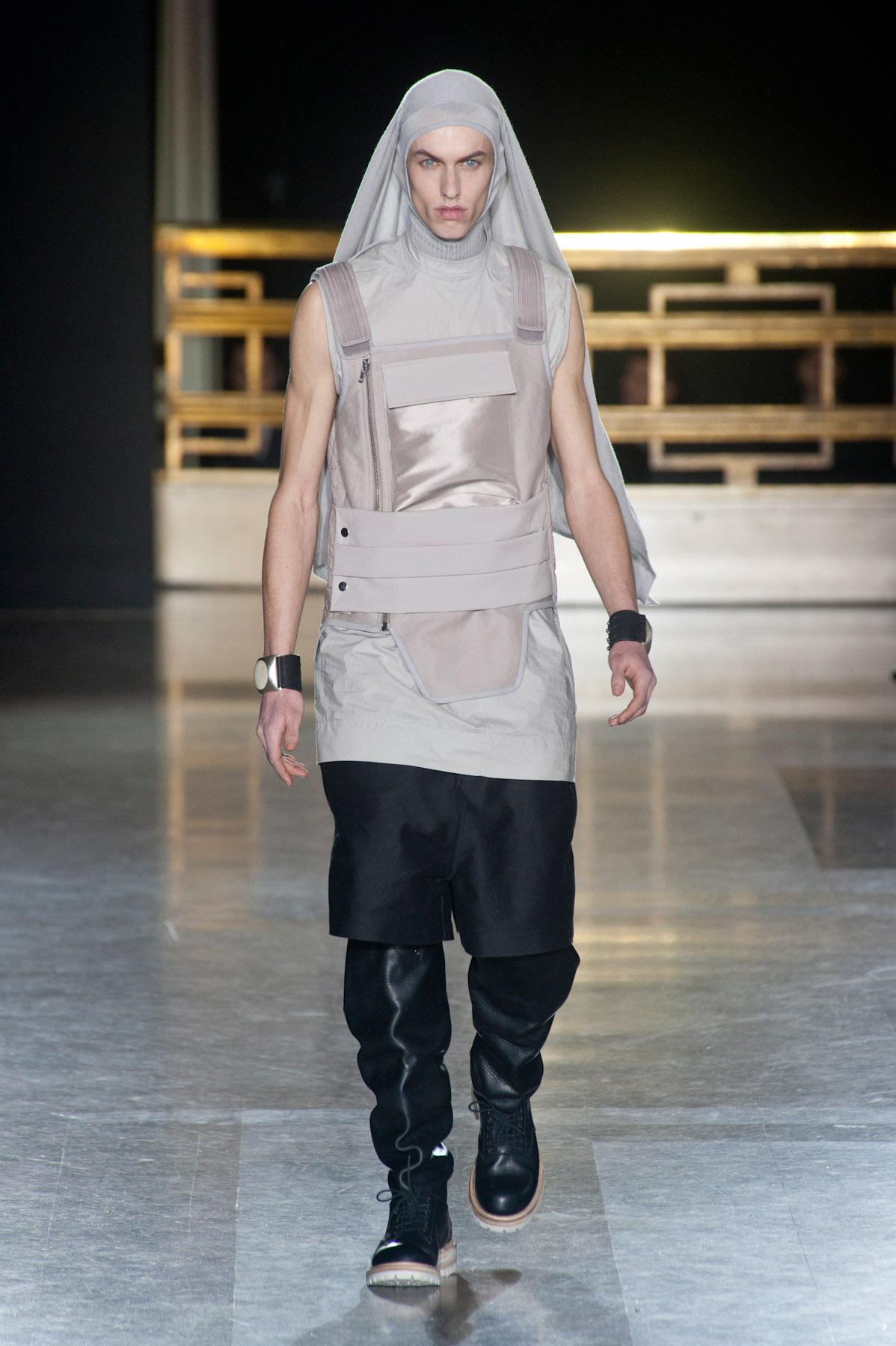 owens-MEN-paris-inv2014-40