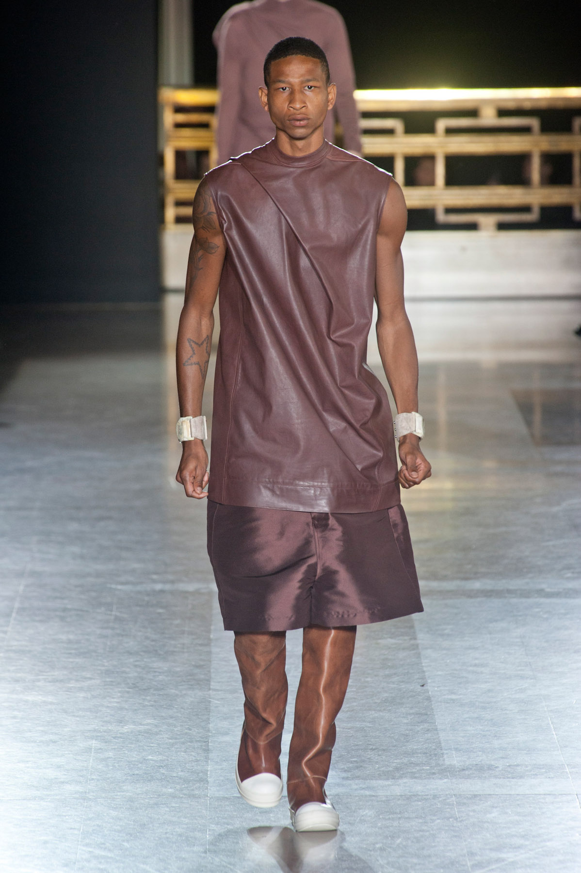 owens-MEN-paris-inv2014-5