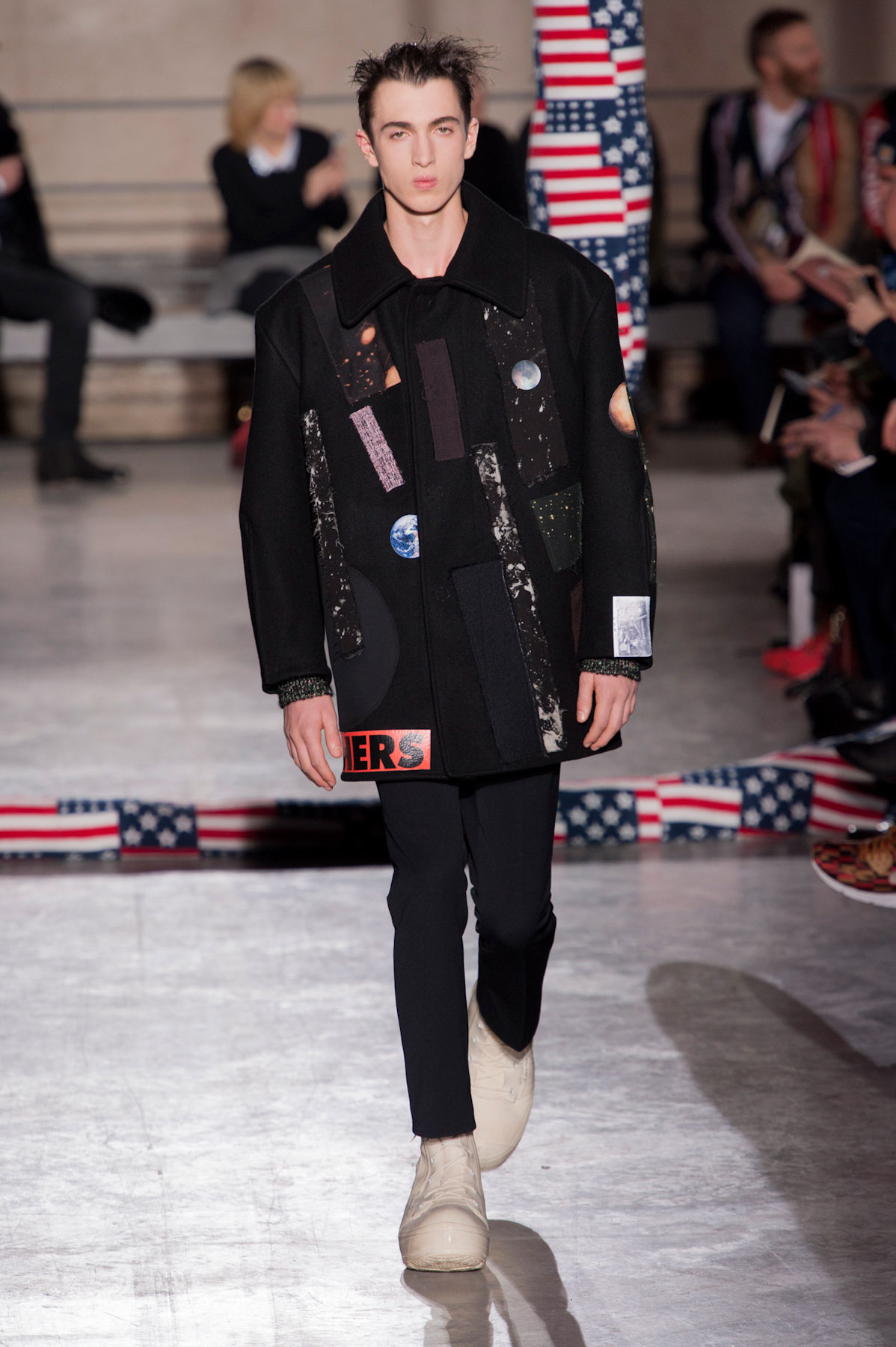 rafsimons-MEN-paris-inv2014-1