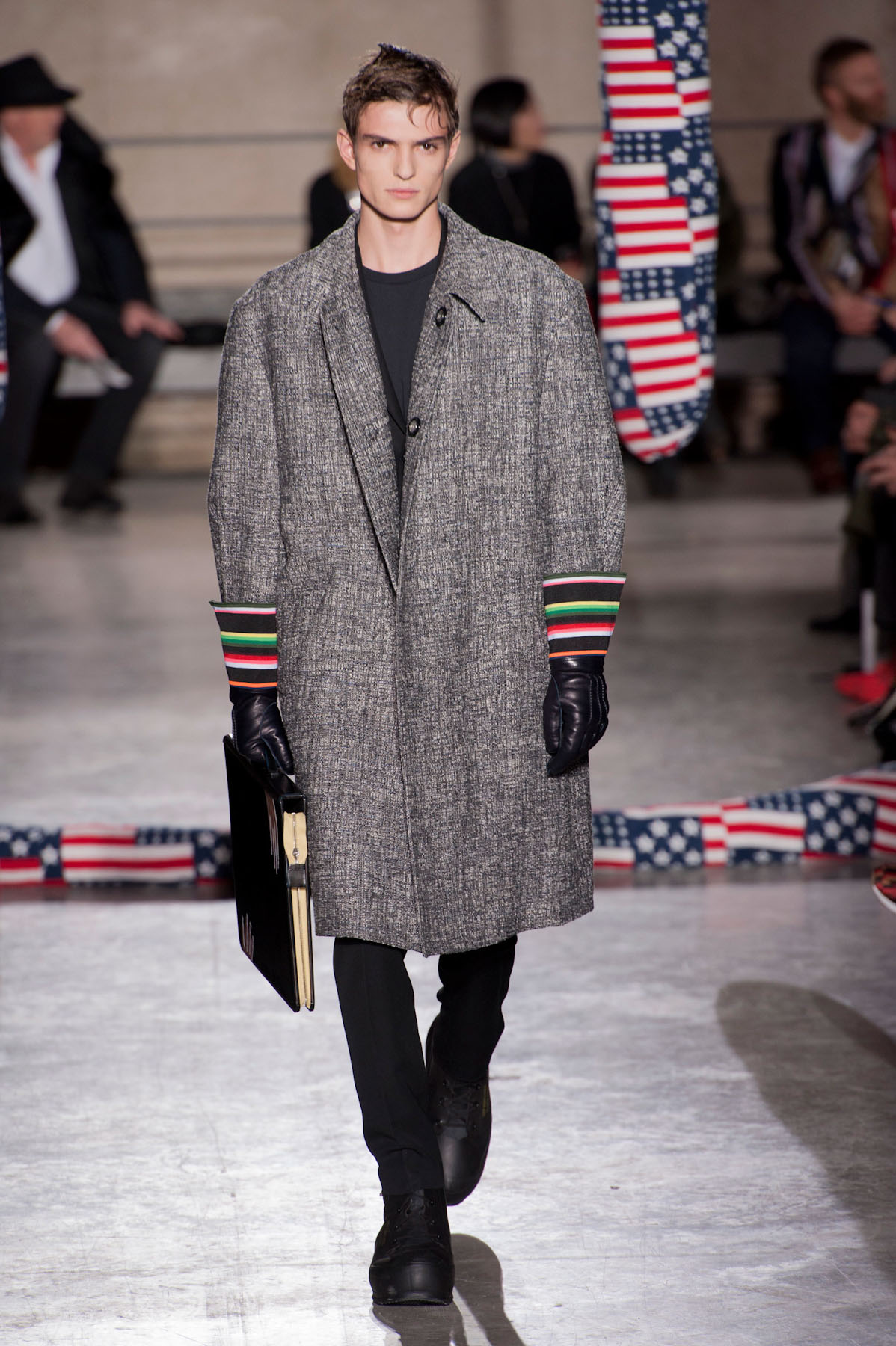 rafsimons-MEN-paris-inv2014-12