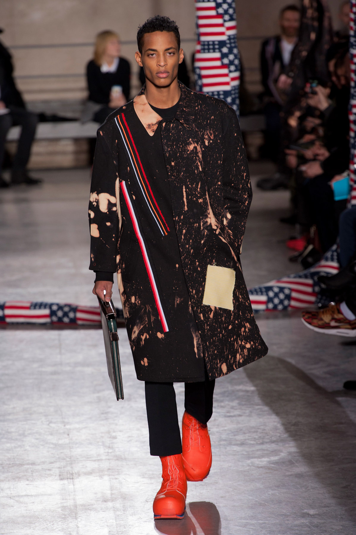 rafsimons-MEN-paris-inv2014-25