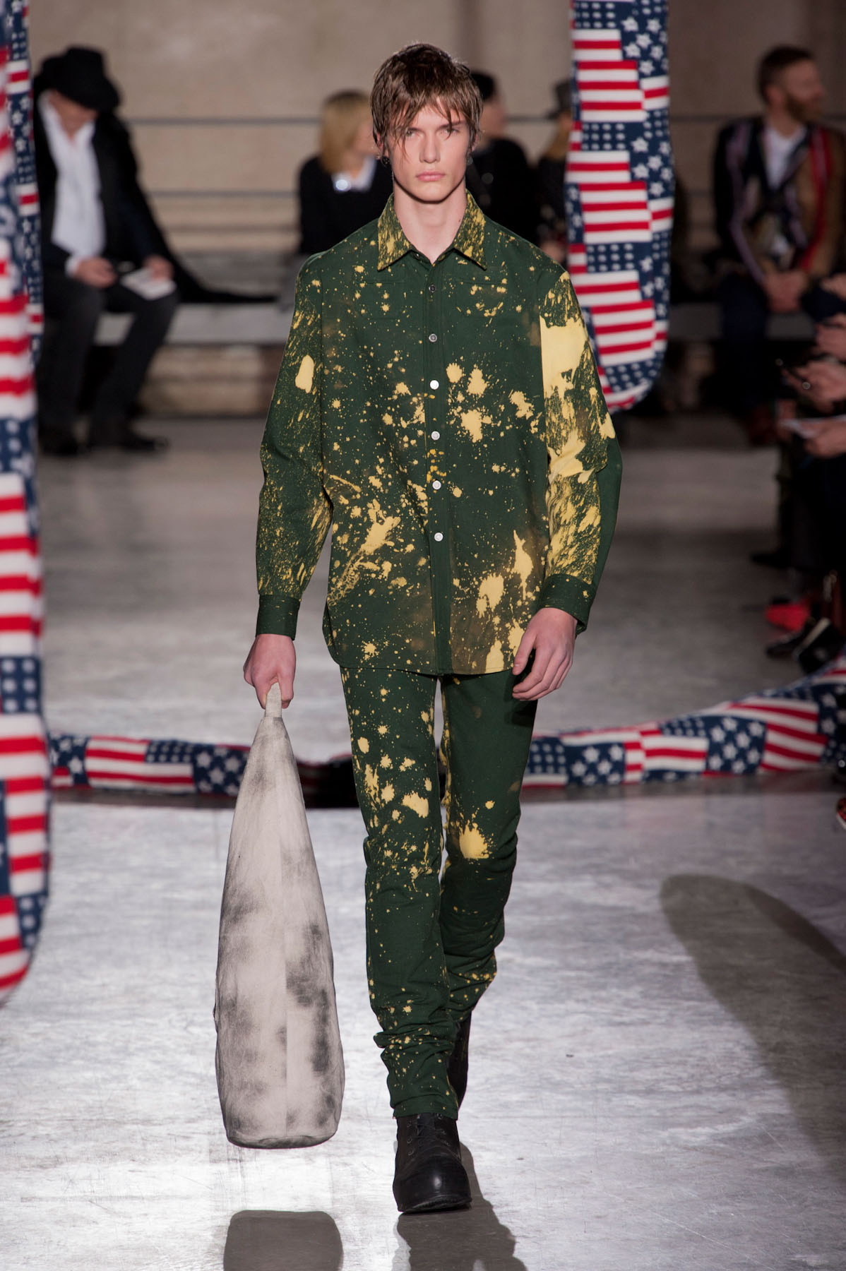 rafsimons-MEN-paris-inv2014-30