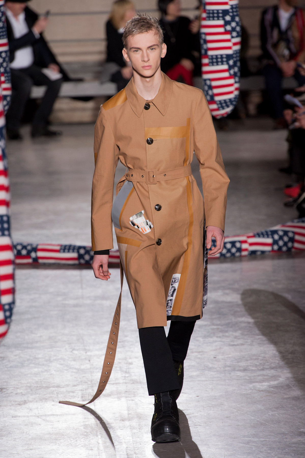 rafsimons-MEN-paris-inv2014-43