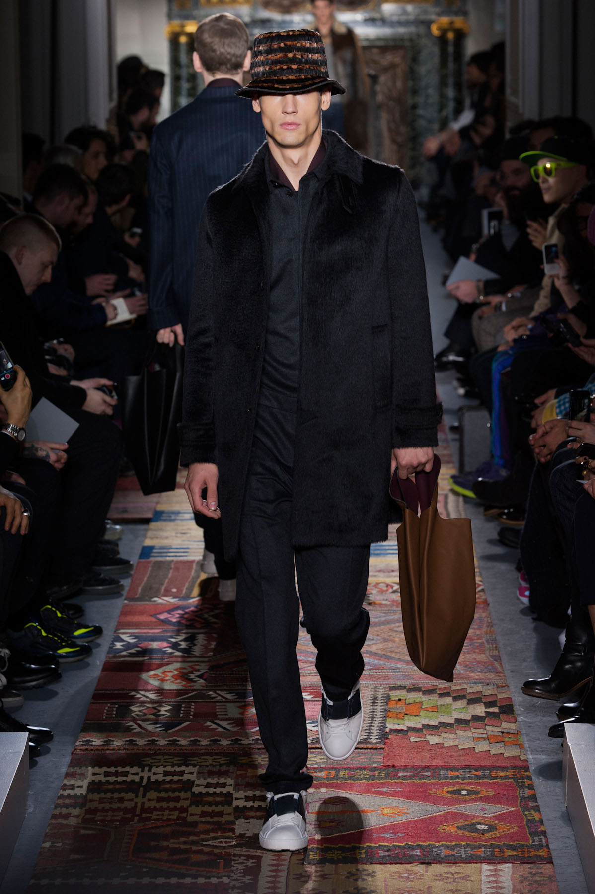 valentino-MEN-paris-inv2014-9