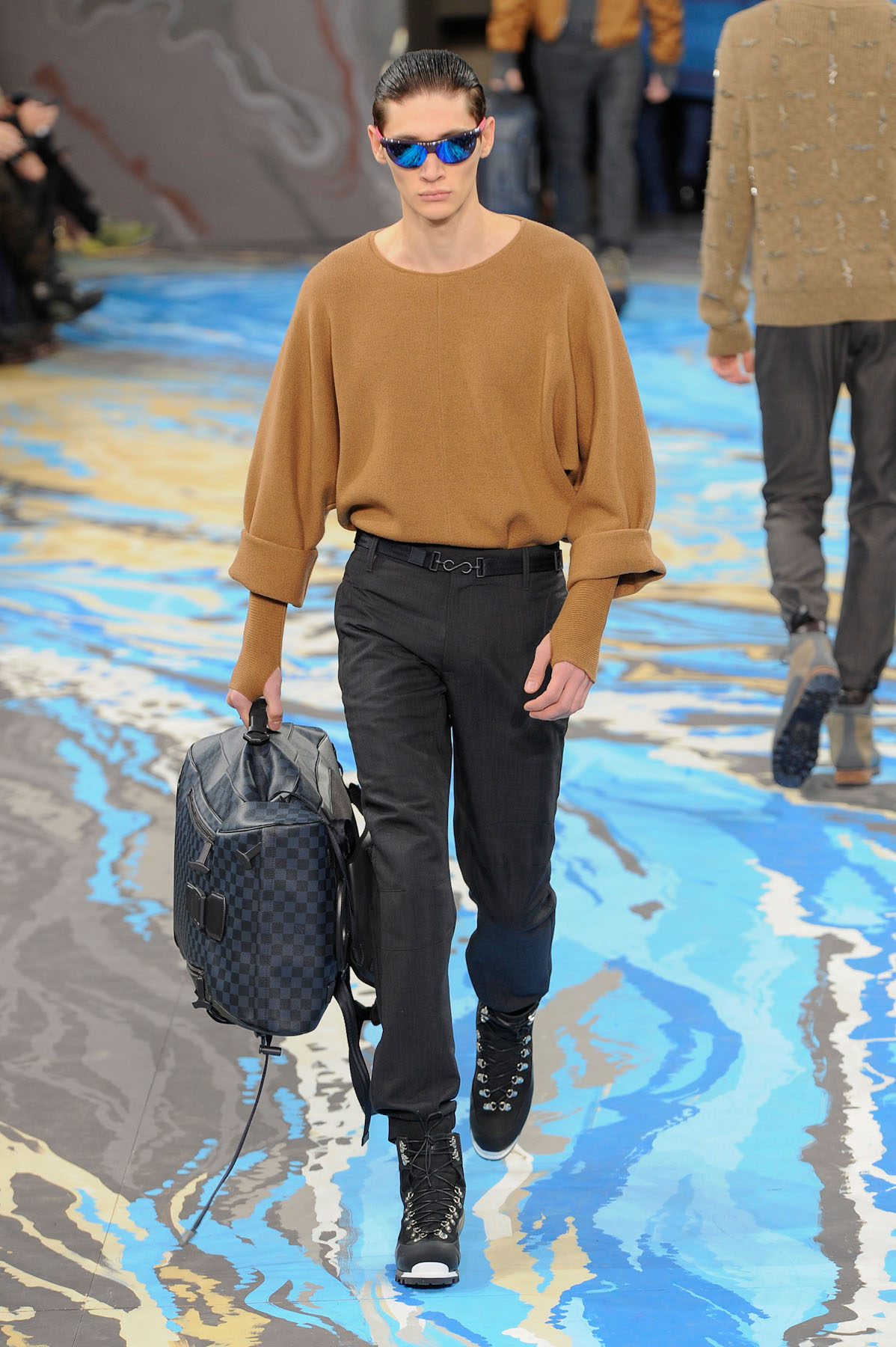 vuitton-MEN-paris-inv2014-17
