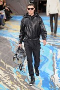 vuitton-MEN-paris-inv2014-28