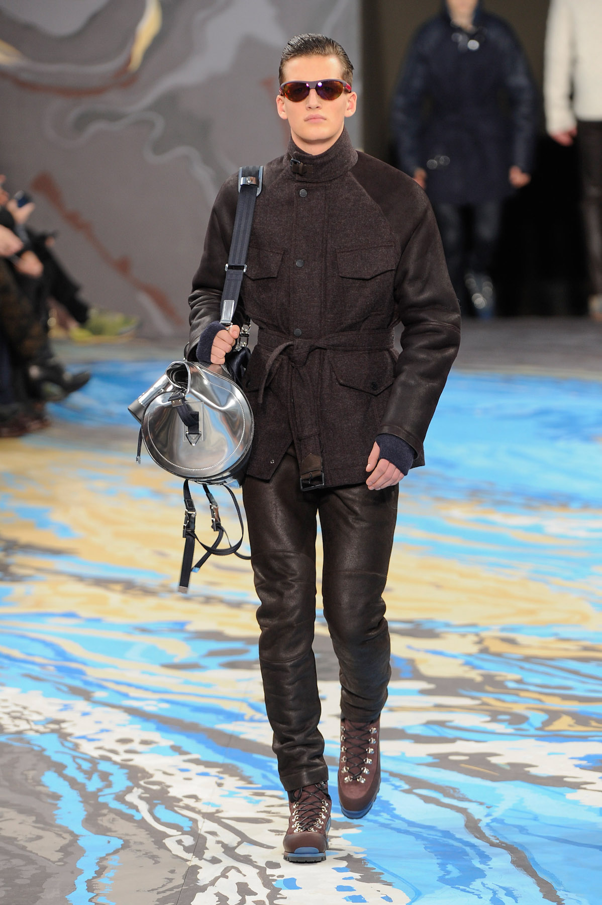 vuitton-MEN-paris-inv2014-29