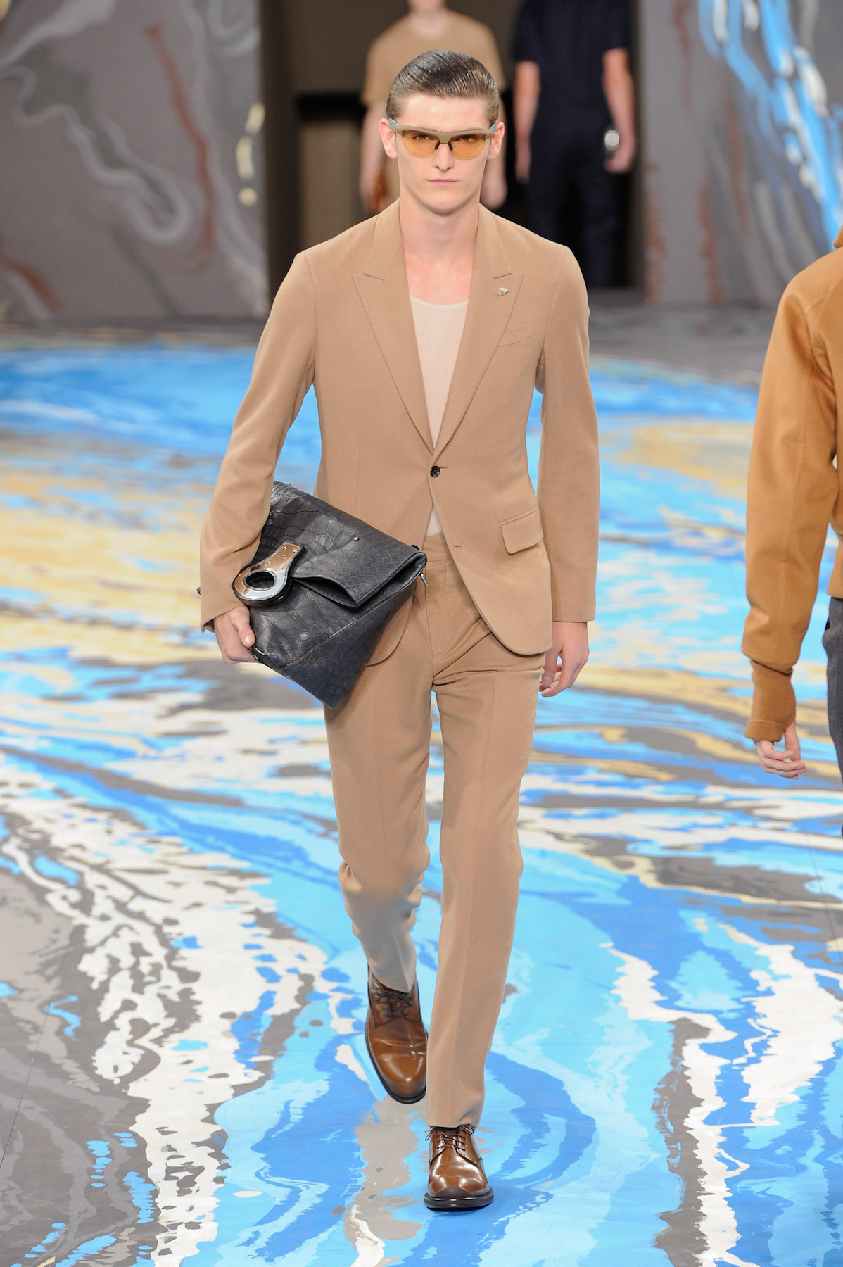vuitton-MEN-paris-inv2014-34