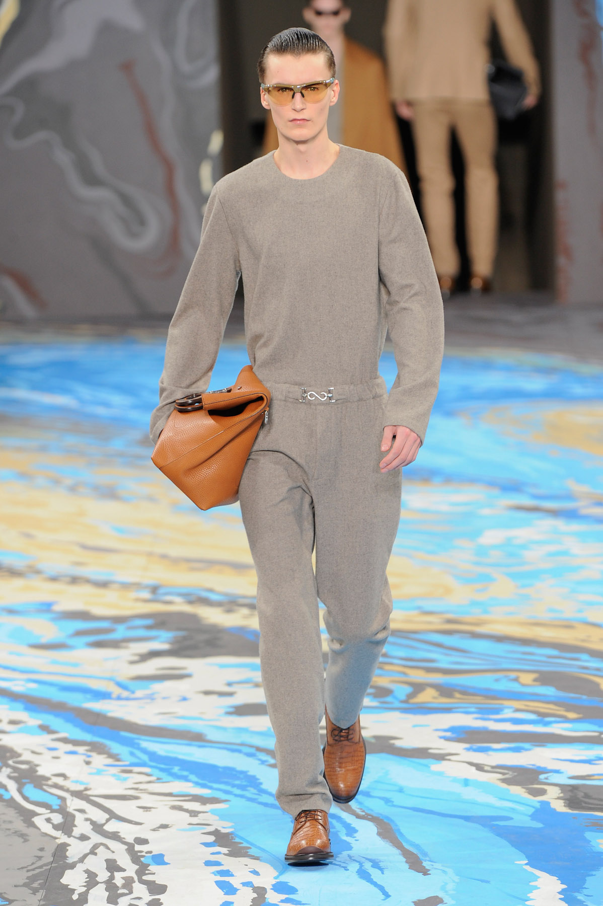 vuitton-MEN-paris-inv2014-36