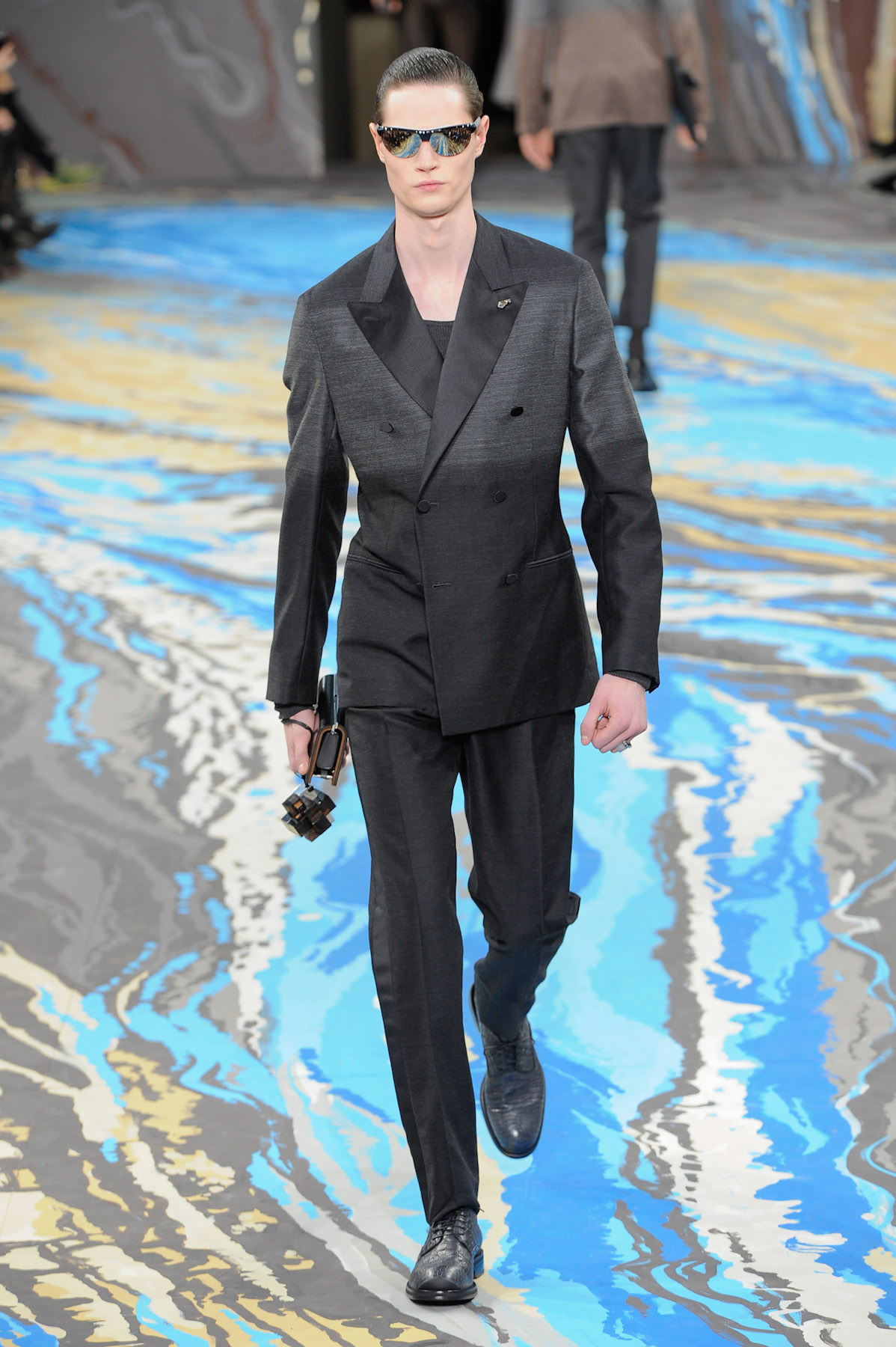 vuitton-MEN-paris-inv2014-40