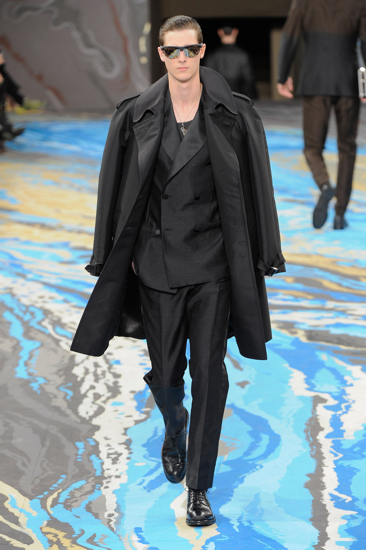 vuitton-MEN-paris-inv2014-42