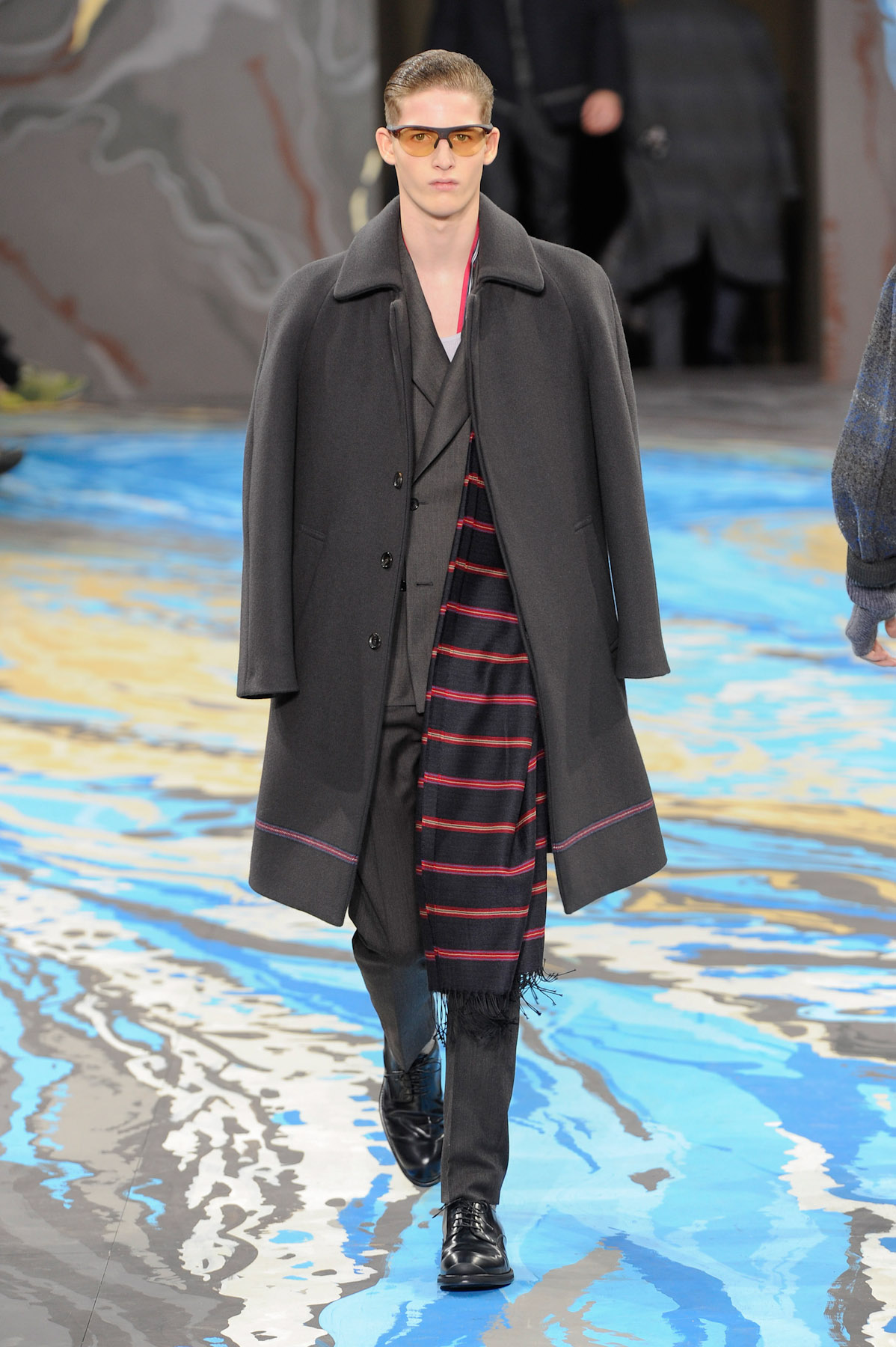 vuitton-MEN-paris-inv2014-7