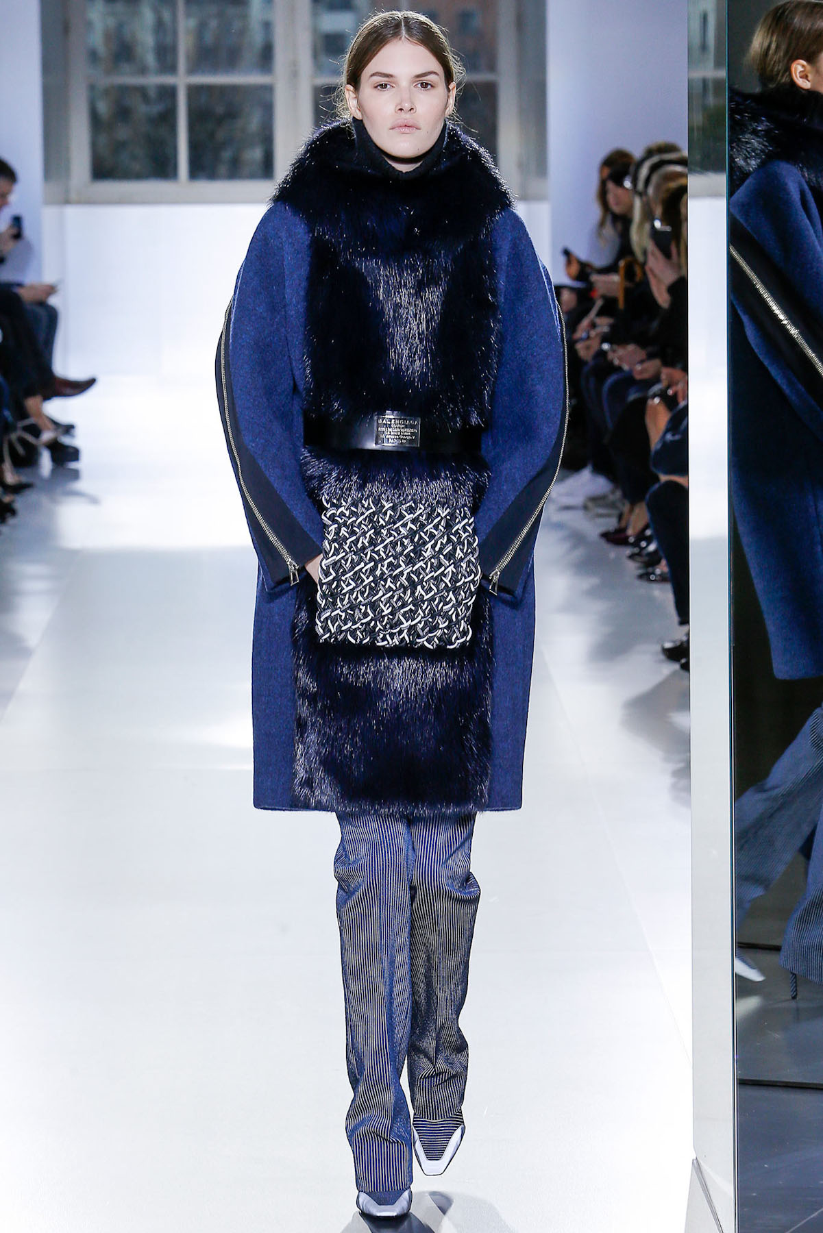 balenciaga-inv2015-paris-1