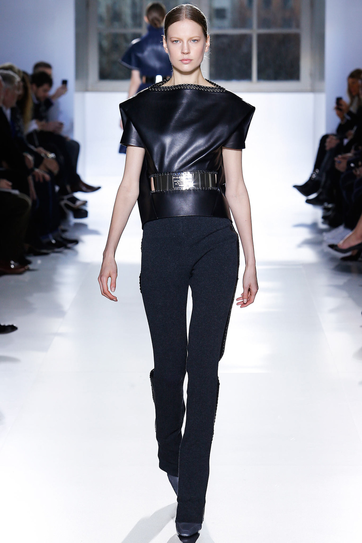 balenciaga-inv2015-paris-20