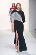 chalayan-inv2015-paris-21