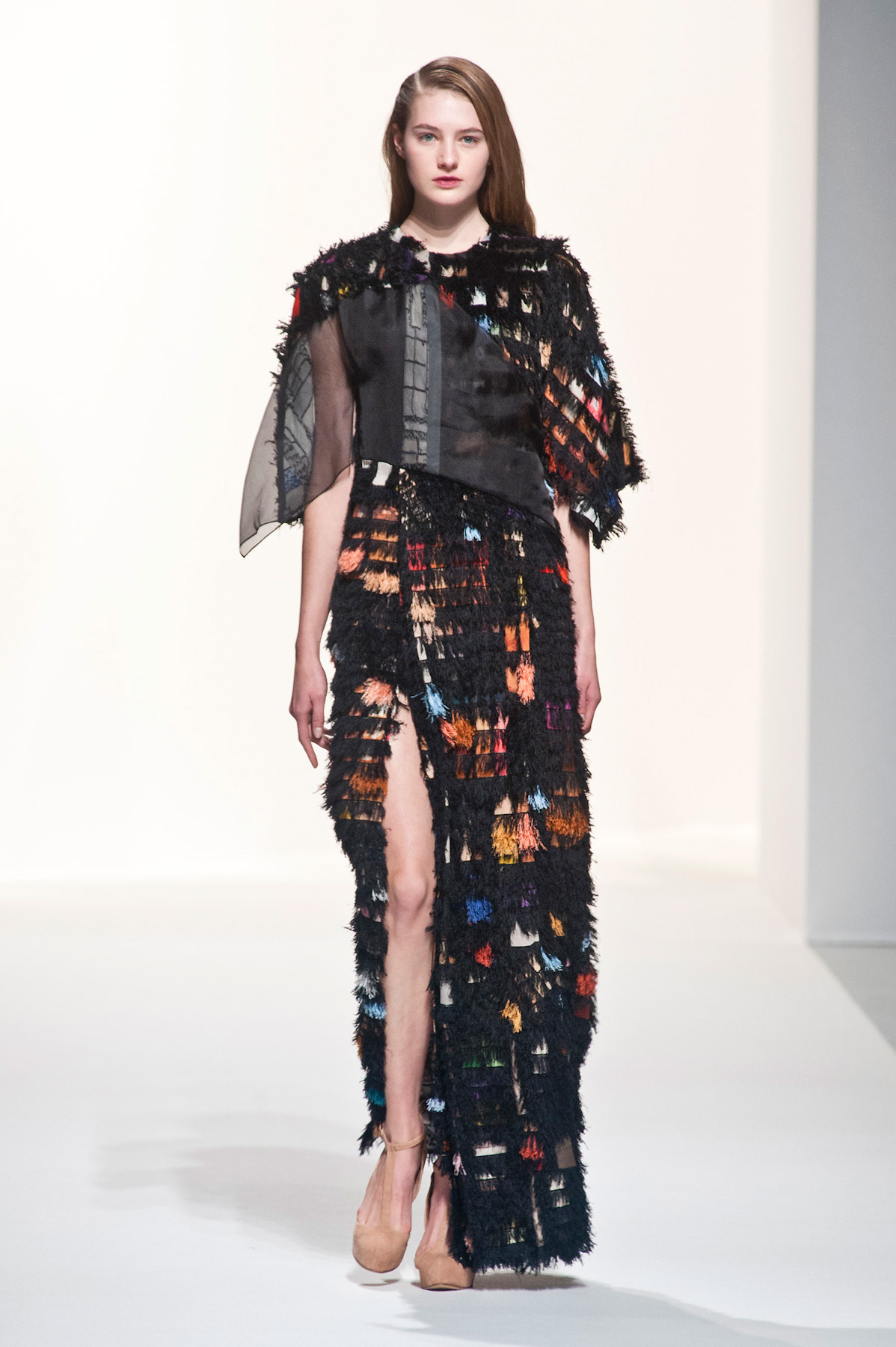 chalayan-inv2015-paris-37