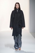 chalayan-inv2015-paris-7