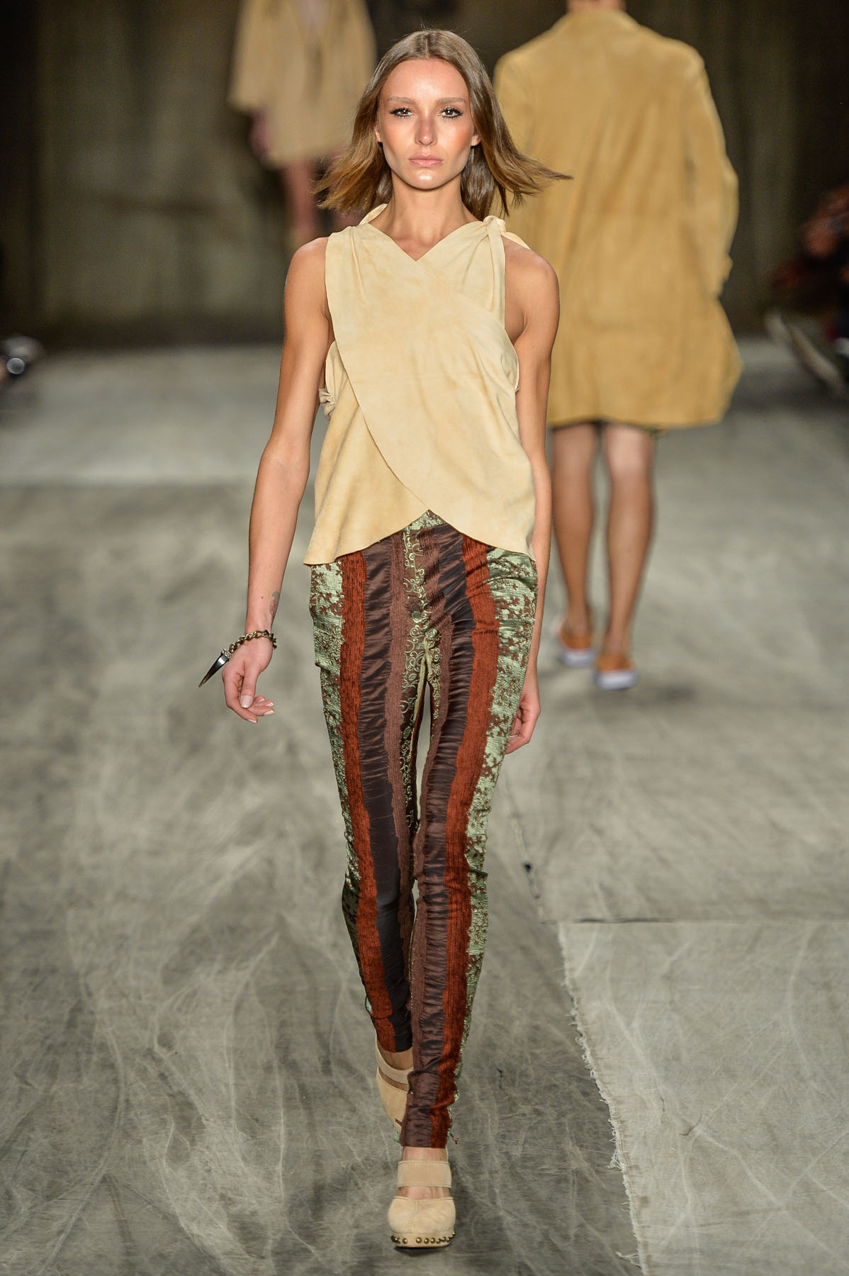 cavalera-desfile-spfw-verao2015-18