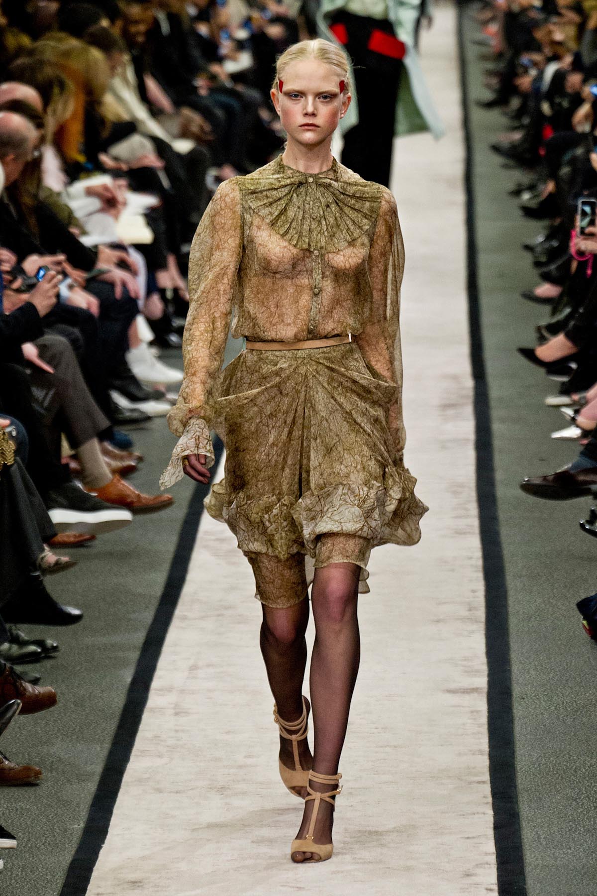 givenchy-inv2015-paris-3