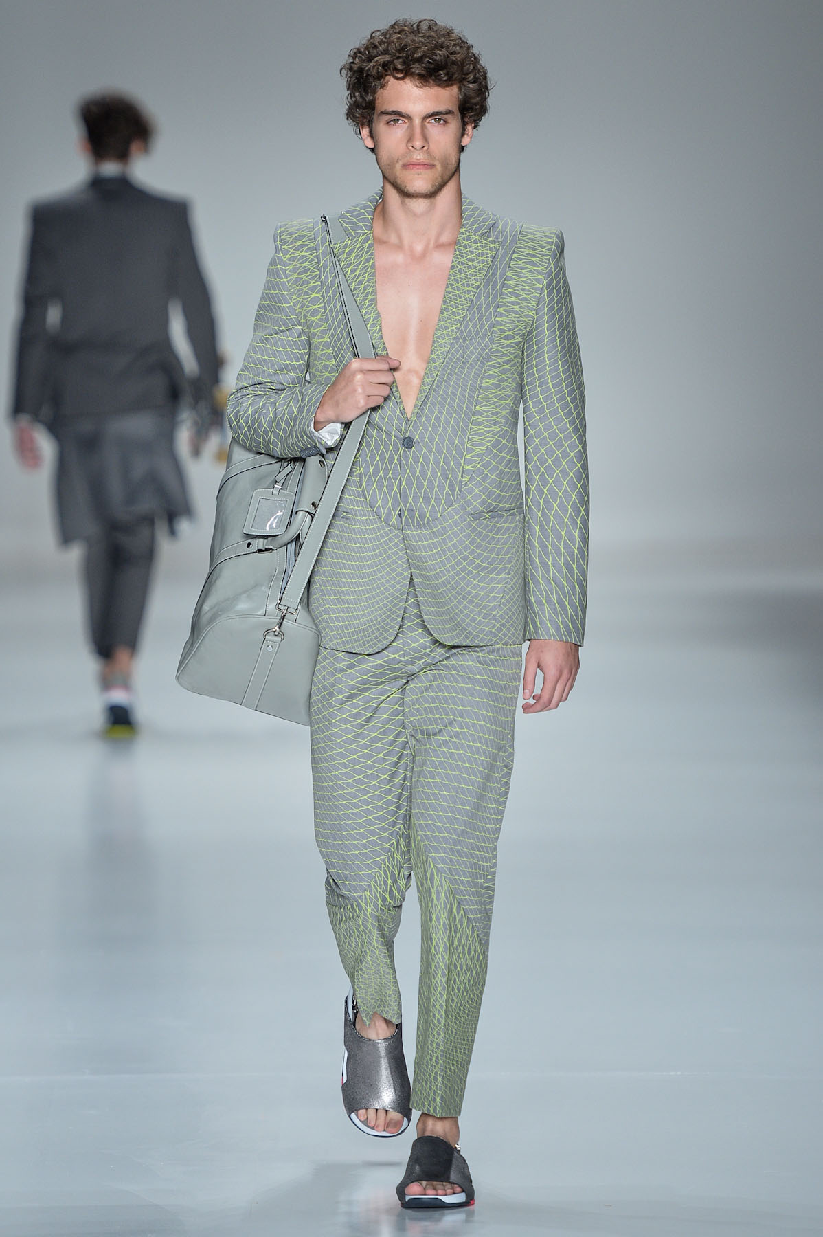 joaopimenta-desfile-spfw-inv2015-13