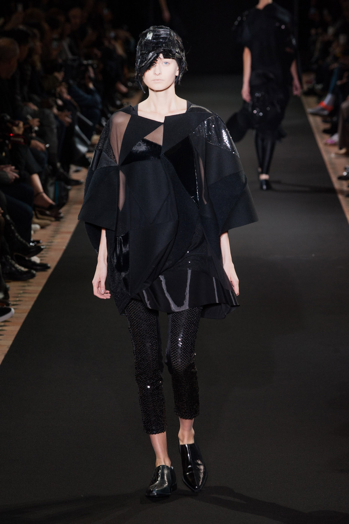 watanabe-inv2015-paris-7