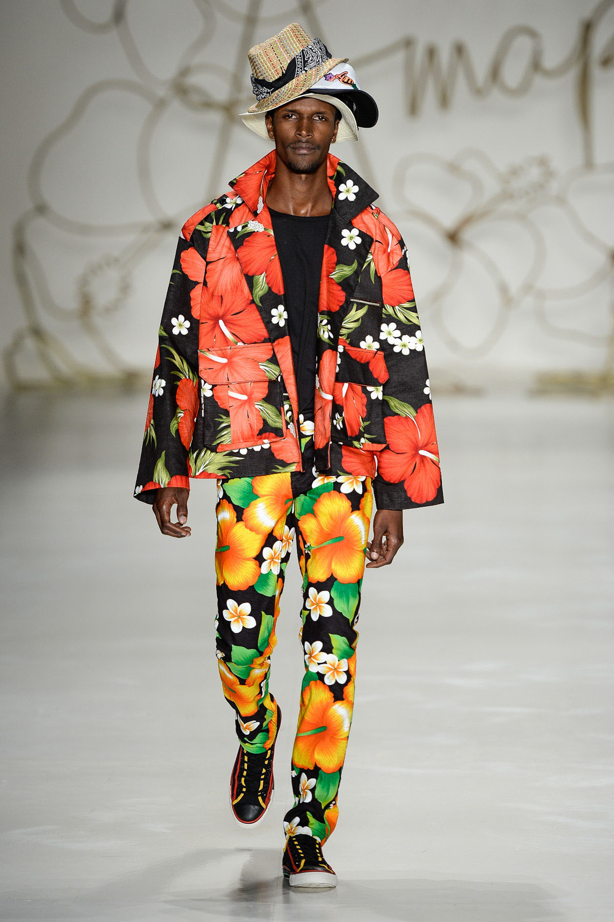amapo-desfile-spfw-verao2015-24