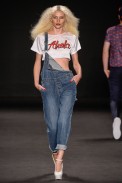 auslander-desfile-fr-verao2015-16
