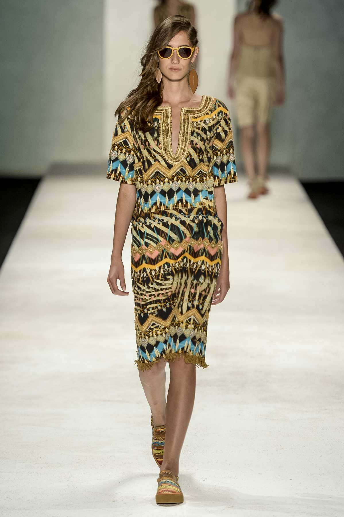 cantao-desfile-fr-verao2015-16