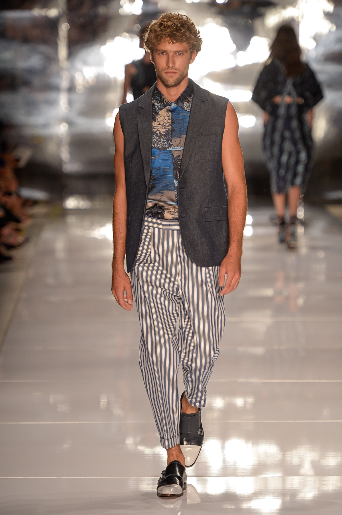 colcci-desfile-spfw-verao2015-10