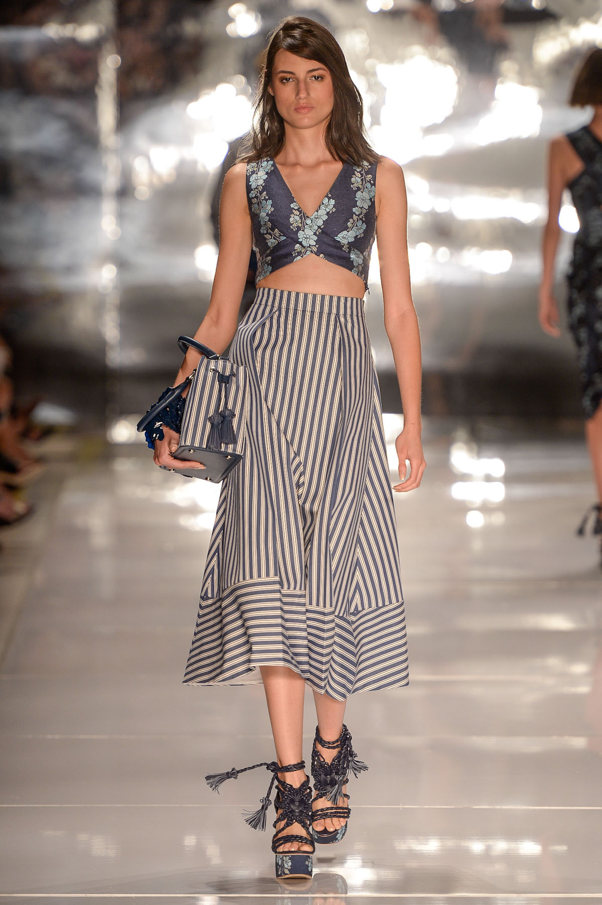 colcci-desfile-spfw-verao2015-13