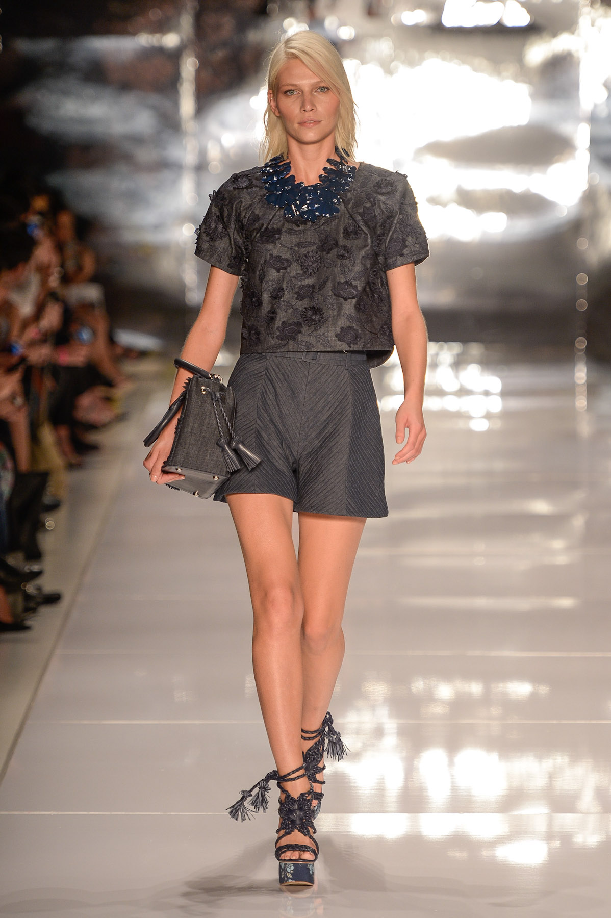 colcci-desfile-spfw-verao2015-2