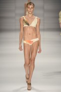lenny-desfile-fr-verao2015-16