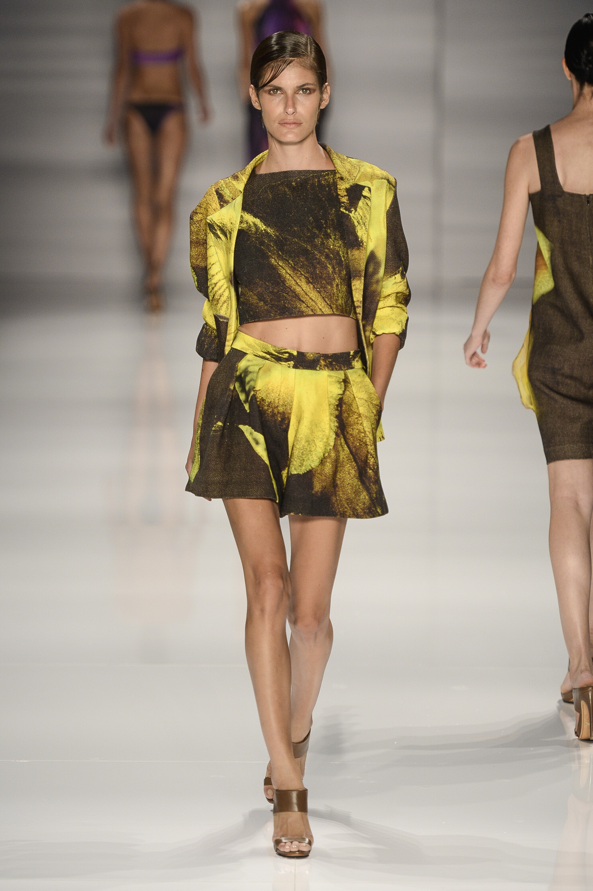lenny-desfile-fr-verao2015-36