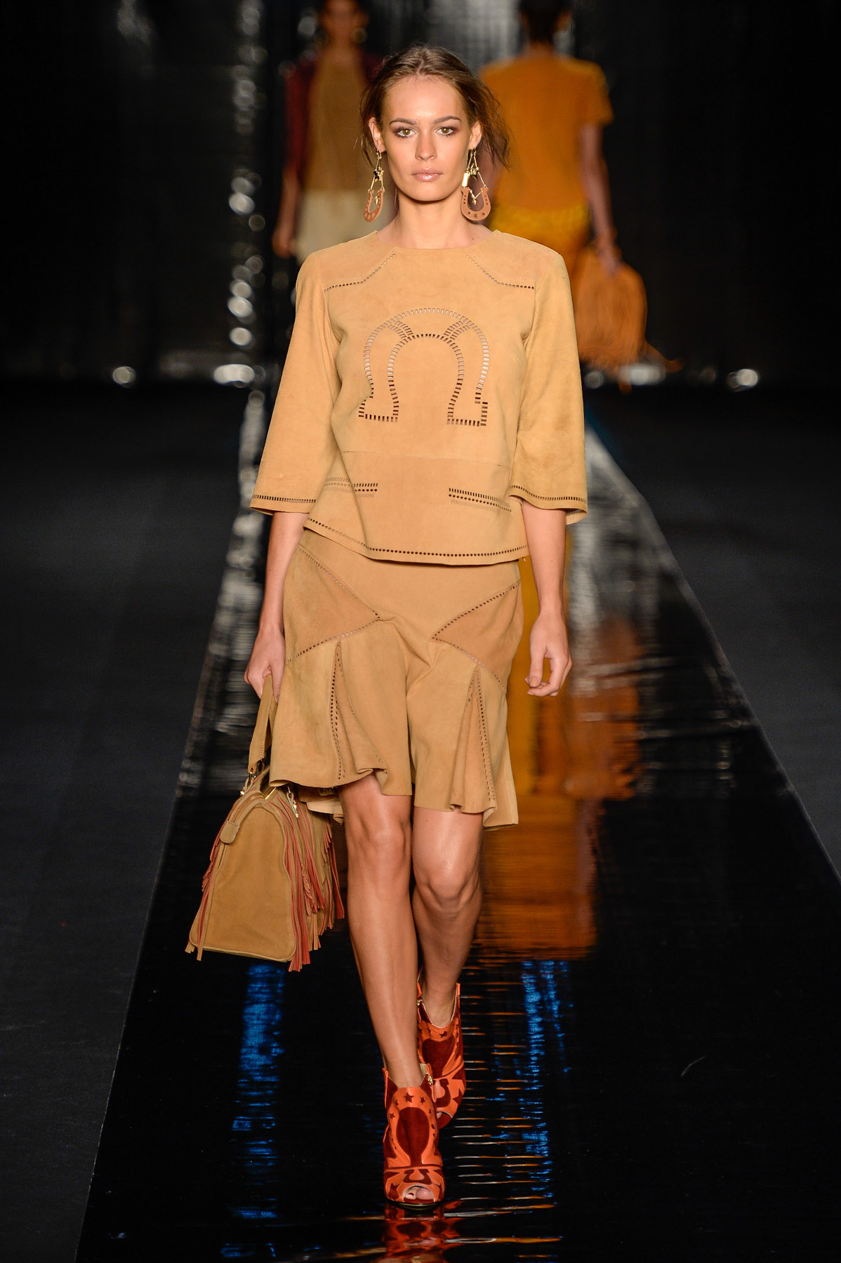 LillySarti-desfile-spfw-verao2015-16