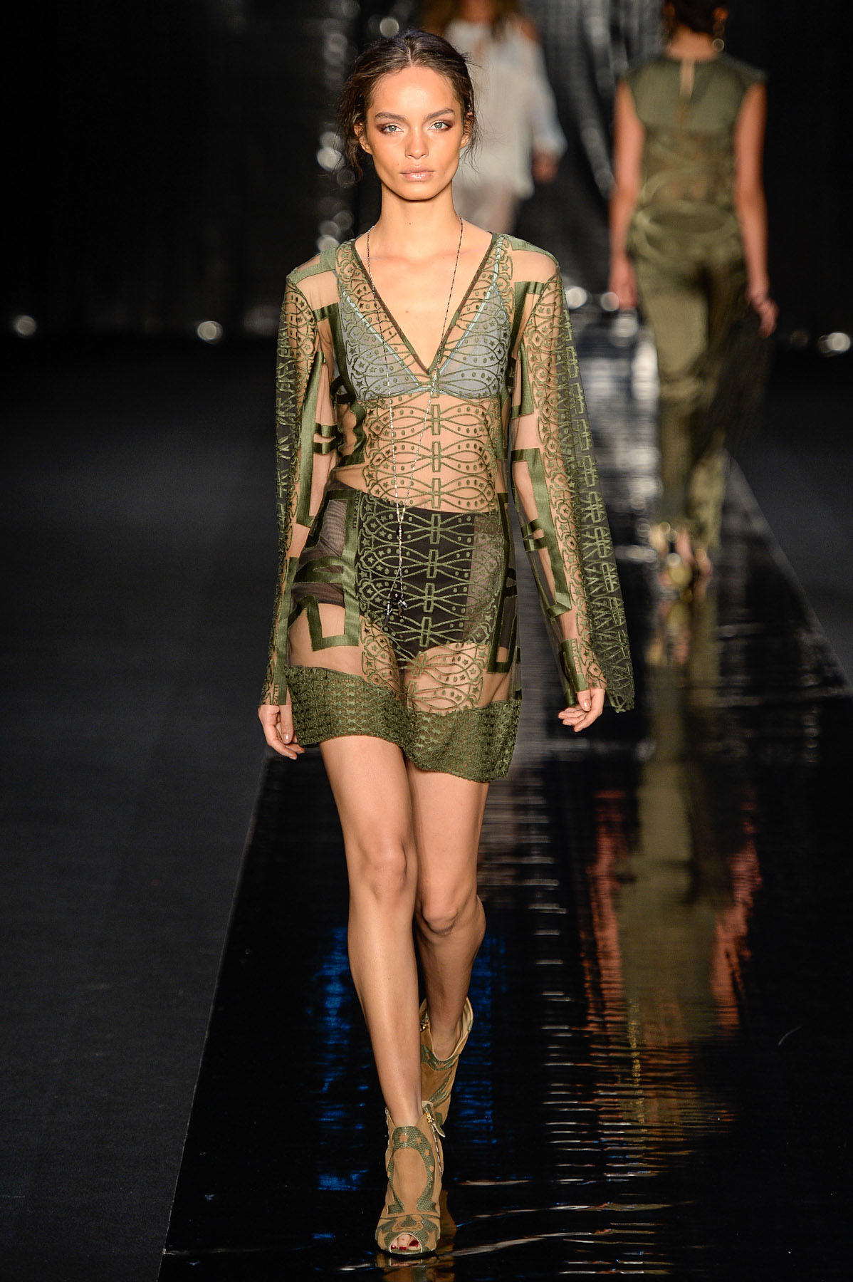 LillySarti-desfile-spfw-verao2015-25