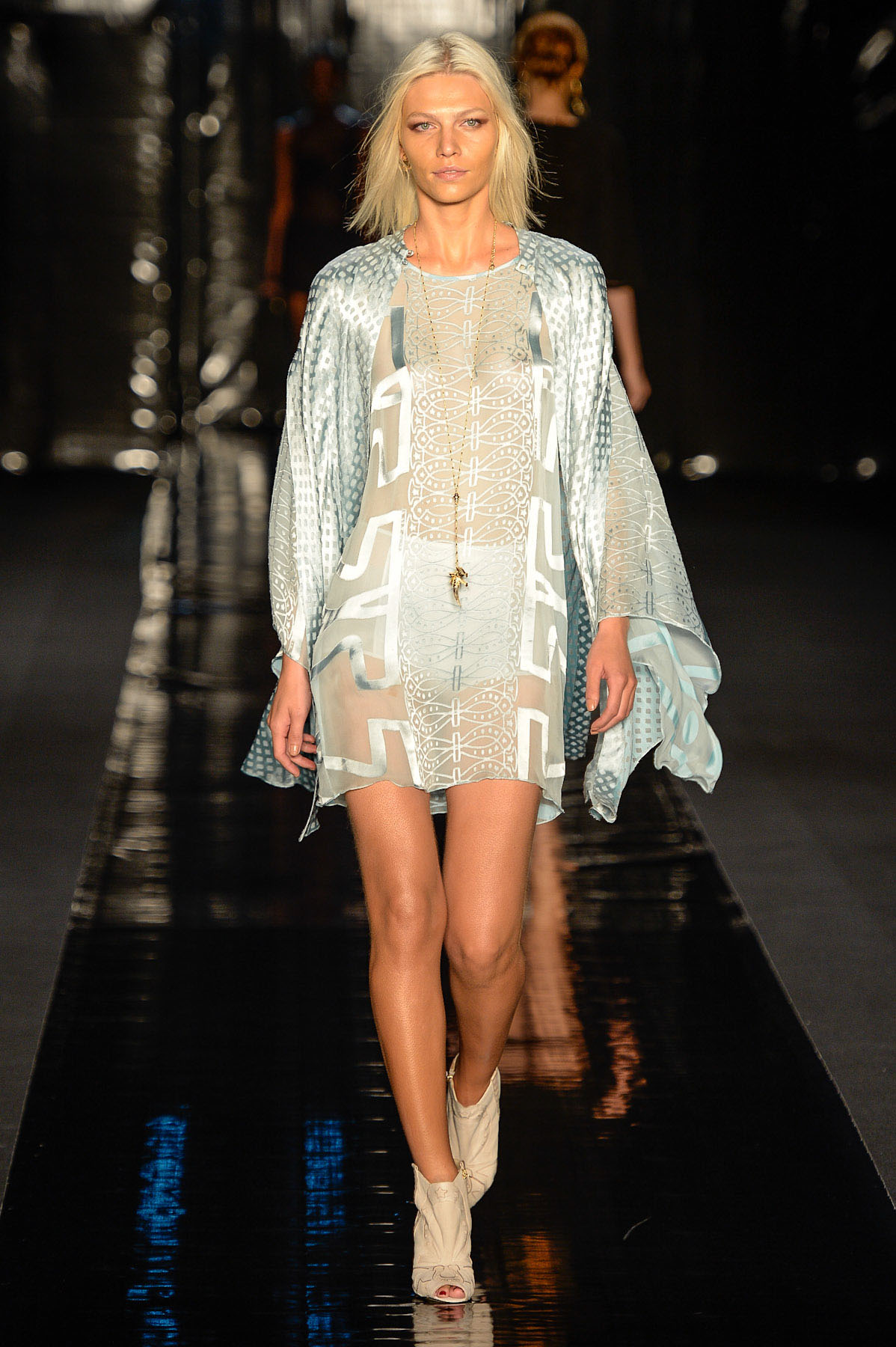 LillySarti-desfile-spfw-verao2015-4