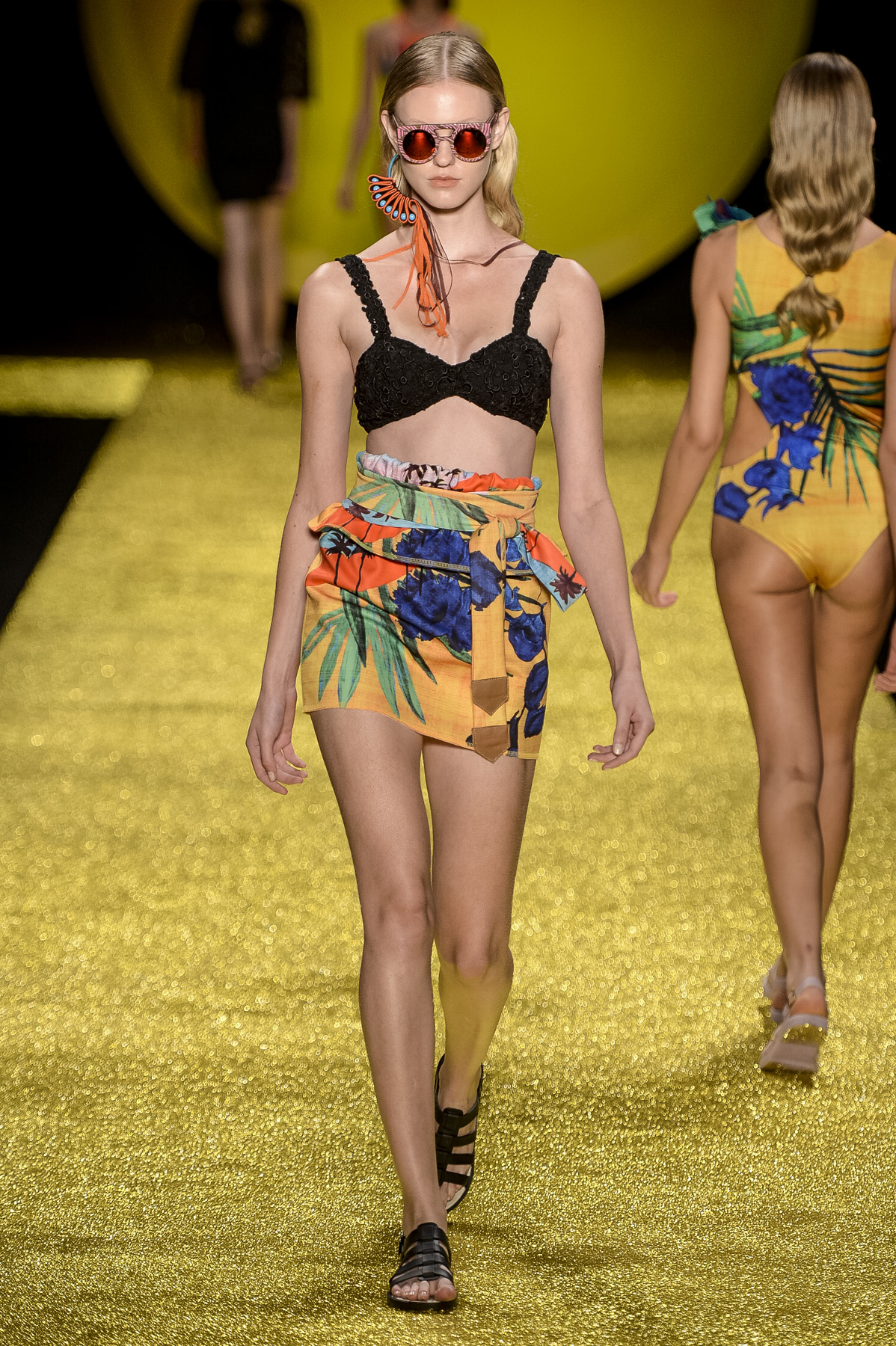 salinas-desfile-fr-verao2015-06
