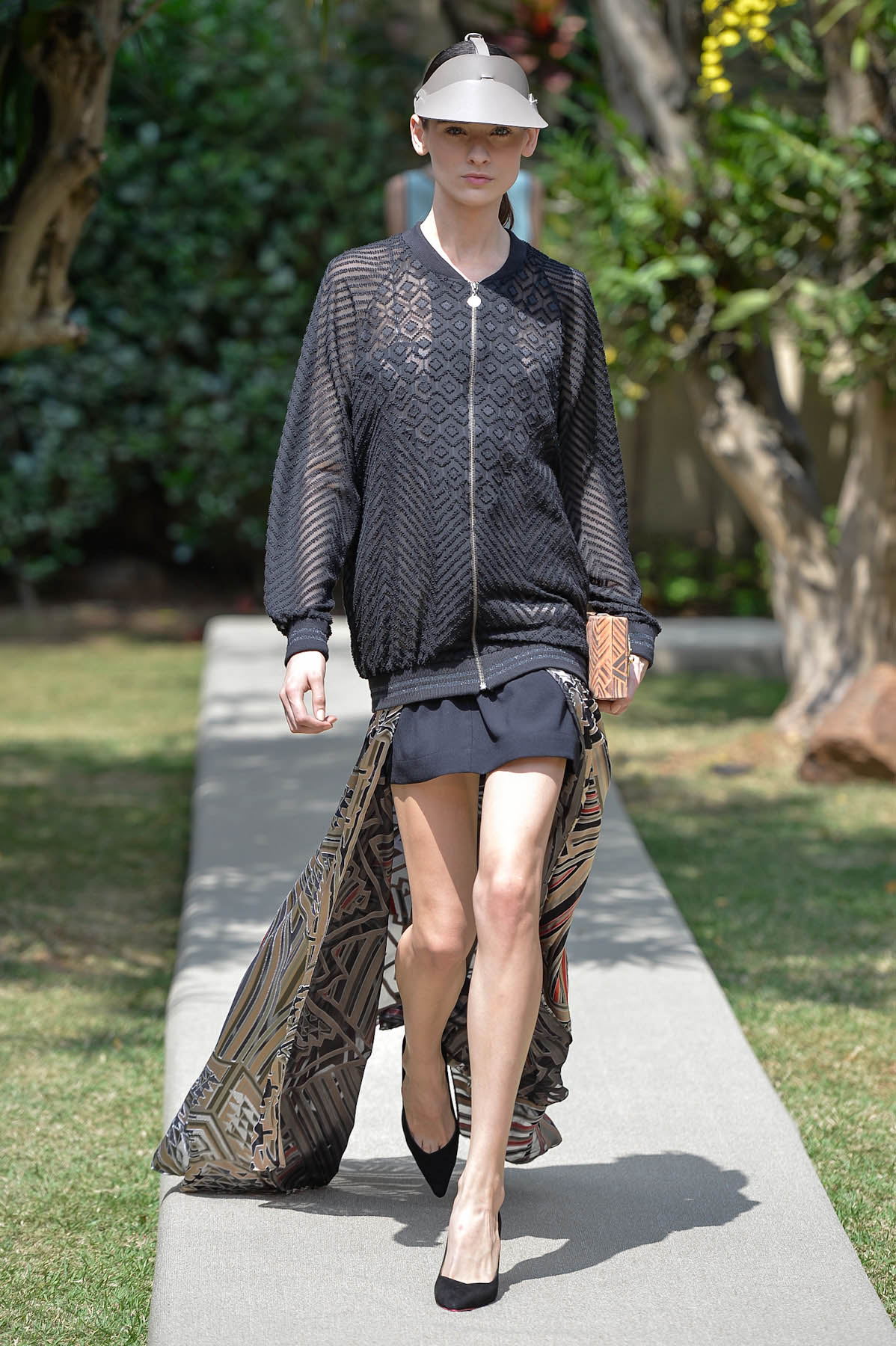 tecaporhelorocha-desfile-spfw-verao2015-19