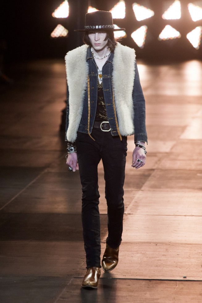 SaintLaurent-verao2015-parismen-4