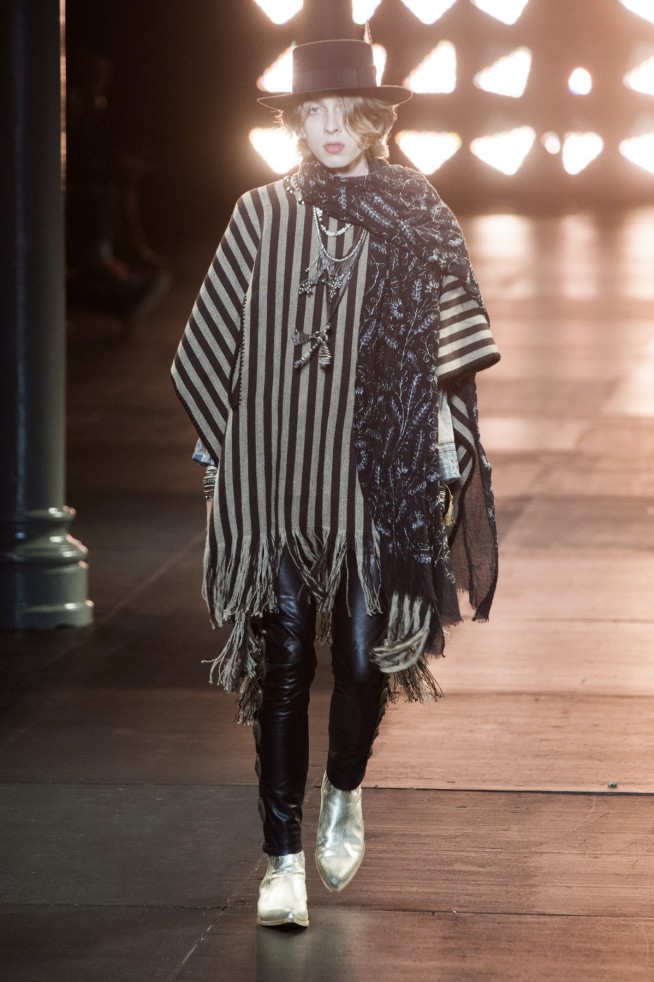 SaintLaurent-verao2015-parismen-42