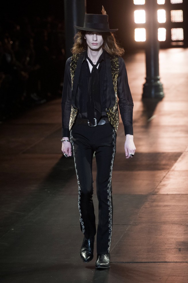 SaintLaurent-verao2015-parismen-53