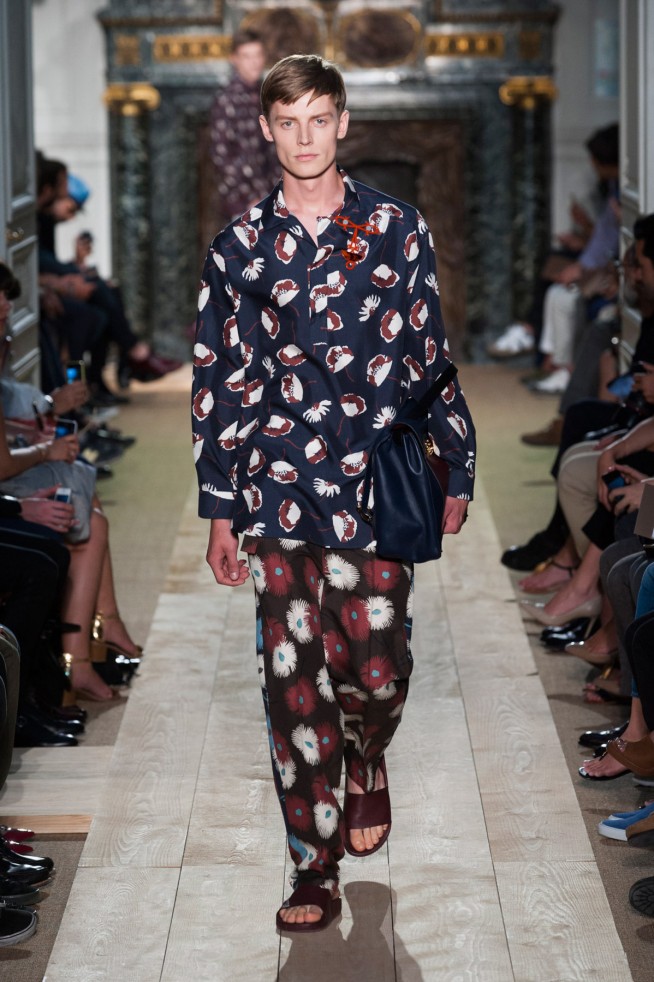 Valentino-verao2015-parismen-11