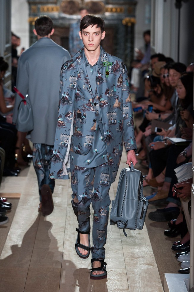 Valentino-verao2015-parismen-17