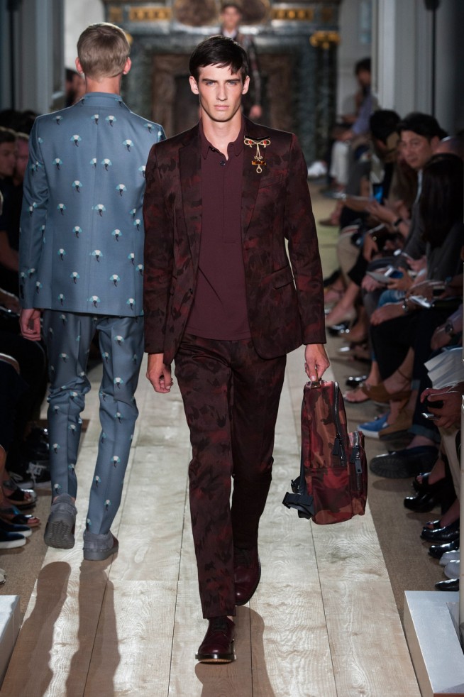 Valentino-verao2015-parismen-23