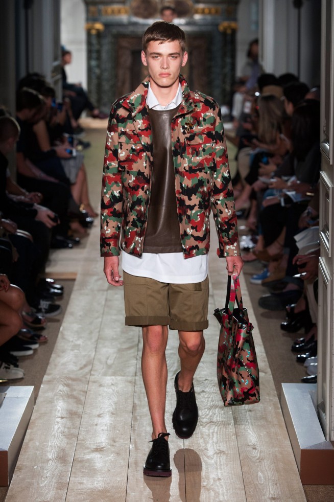 Valentino-verao2015-parismen-33