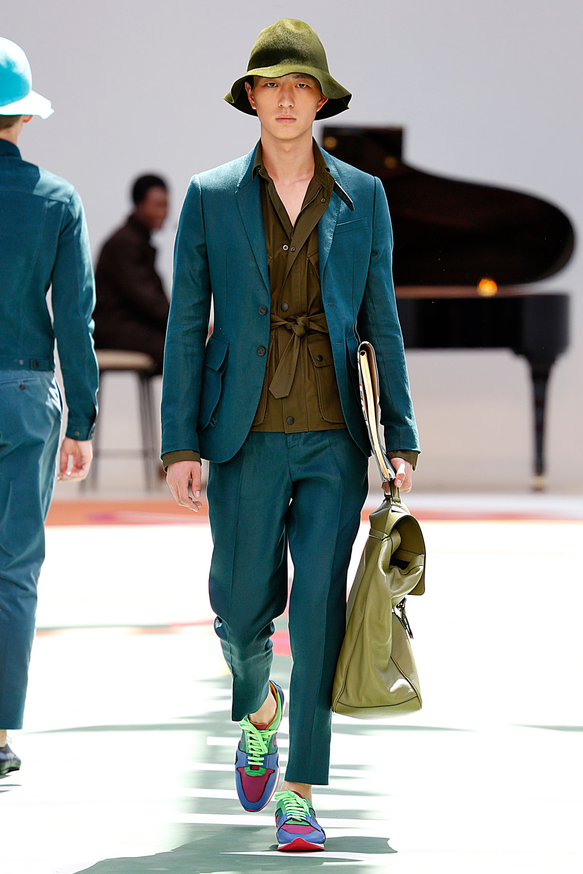 Burberry ProrsumMenswear Spring Summer 2015 London Fashion Week June 2014