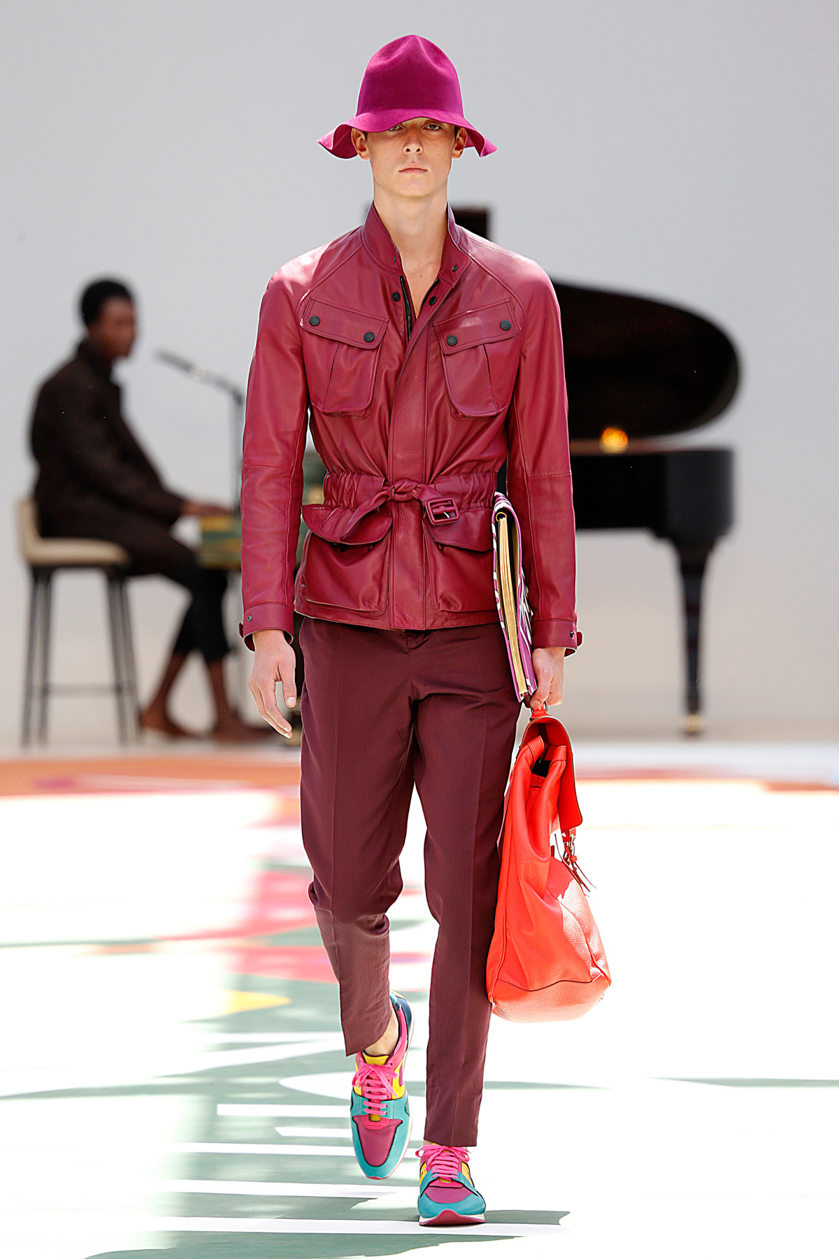 Burberry ProrsumMenswear Spring Summer 2015 London Fashion Week June 2014