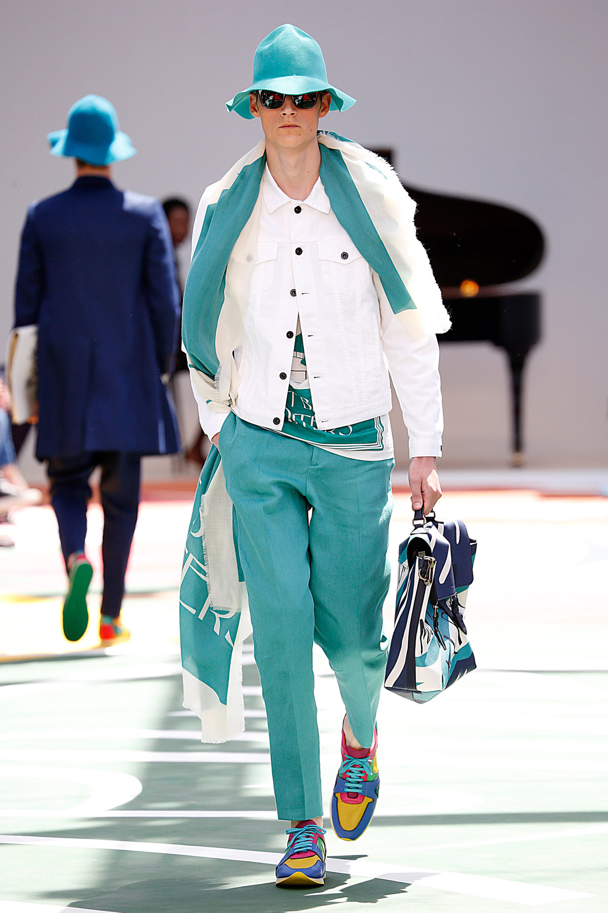 Burberry ProrsumMenswear Spring Summer 2015 London Fashion Week June 2014